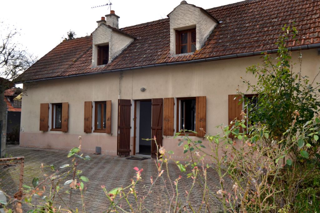 Maison St Remy En Rollat 7 pièce(s) 120 m2