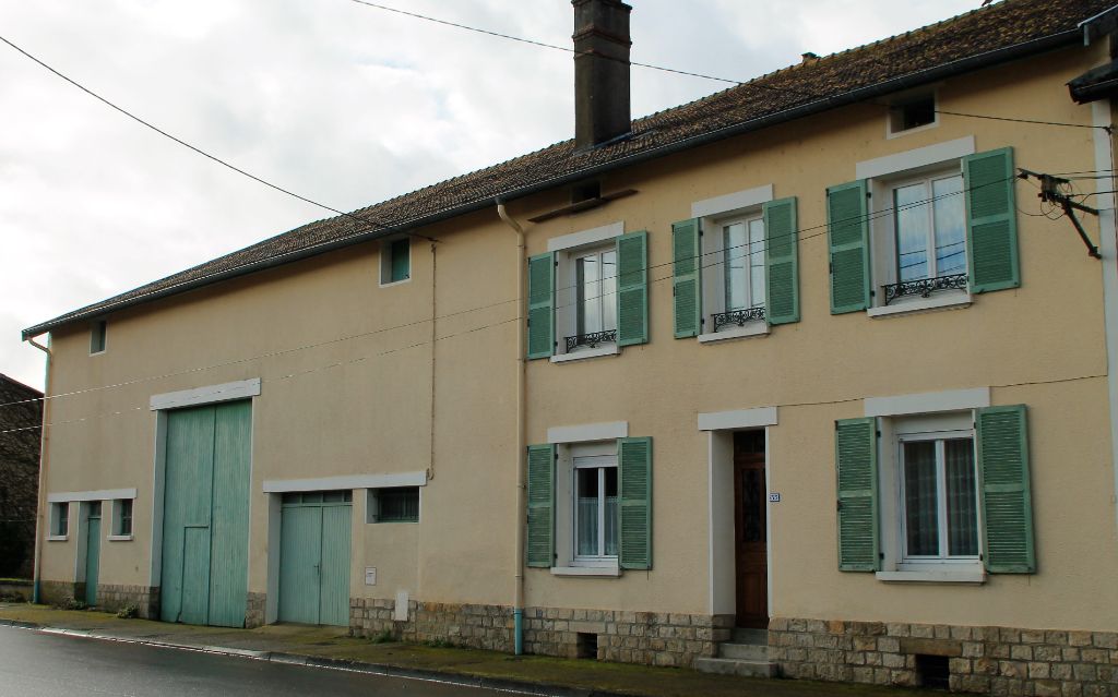 Corps de Ferme avec Terrain