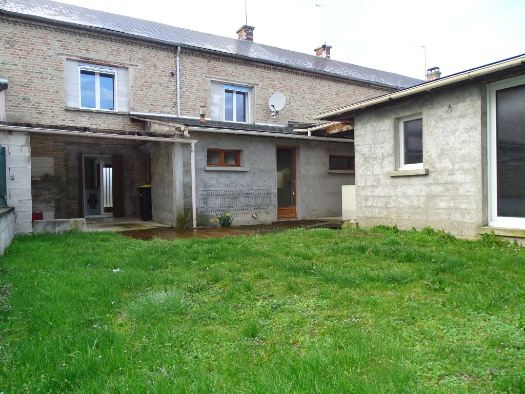 Maison de village au Châtelet sur Retourne