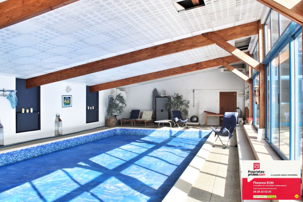 Maison avec piscine couverte La Brulatte 10 pièce(s)