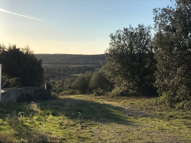 UZES Terrain Sanilhac-Sagries 646m2 constructible viabilisé