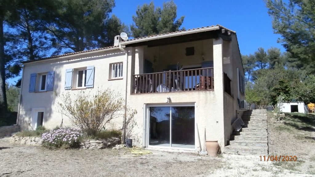 Maison Le Beausset 6 pièce(s)  avec piscine sur terrain de plus de 1400 m²