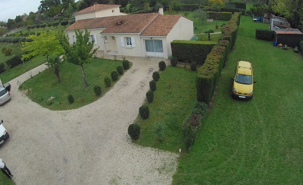 Maison Jarnac 7 pièce(s) 200 m2