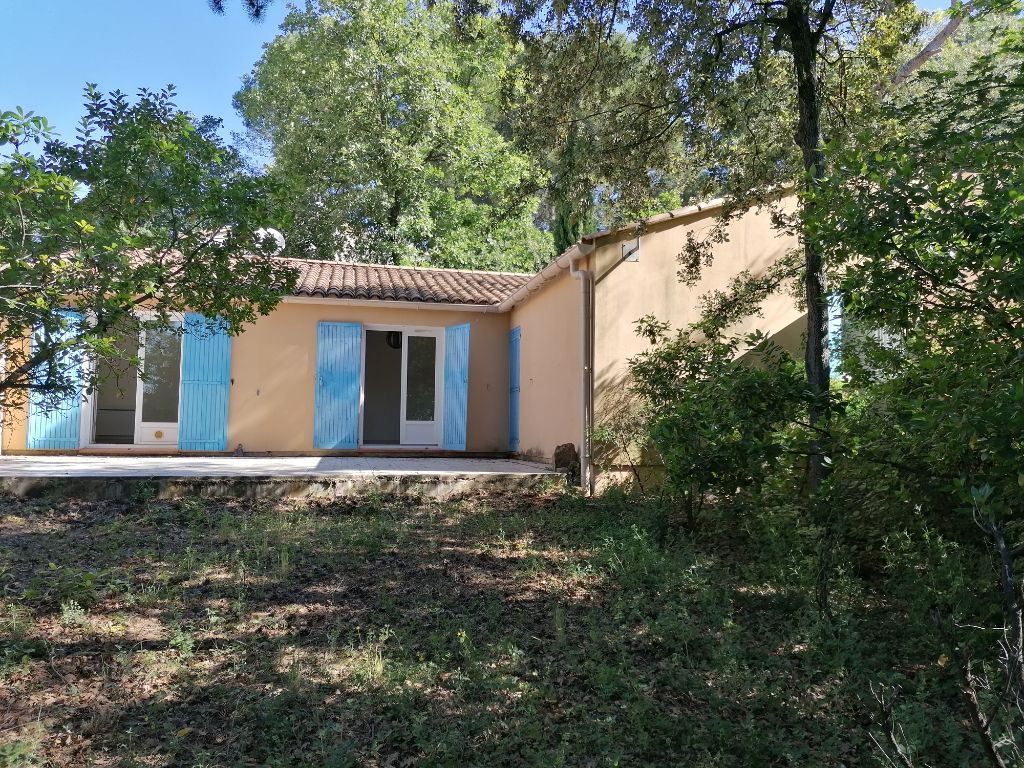 Villa de plain pied dans bel environnement Entre Uzès et Avignon