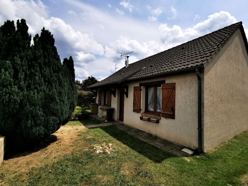 Maison Saint Rémy sur Avre (28380), Plein pieds de 61 m², 2 chambres, 2 abris de jardin, terrain clos de 700m². Prix HAI : 125 990