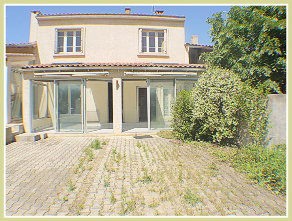 Montpellier Arceaux Agiculture Maison de Ville  111 m2 avec extérieur et garage