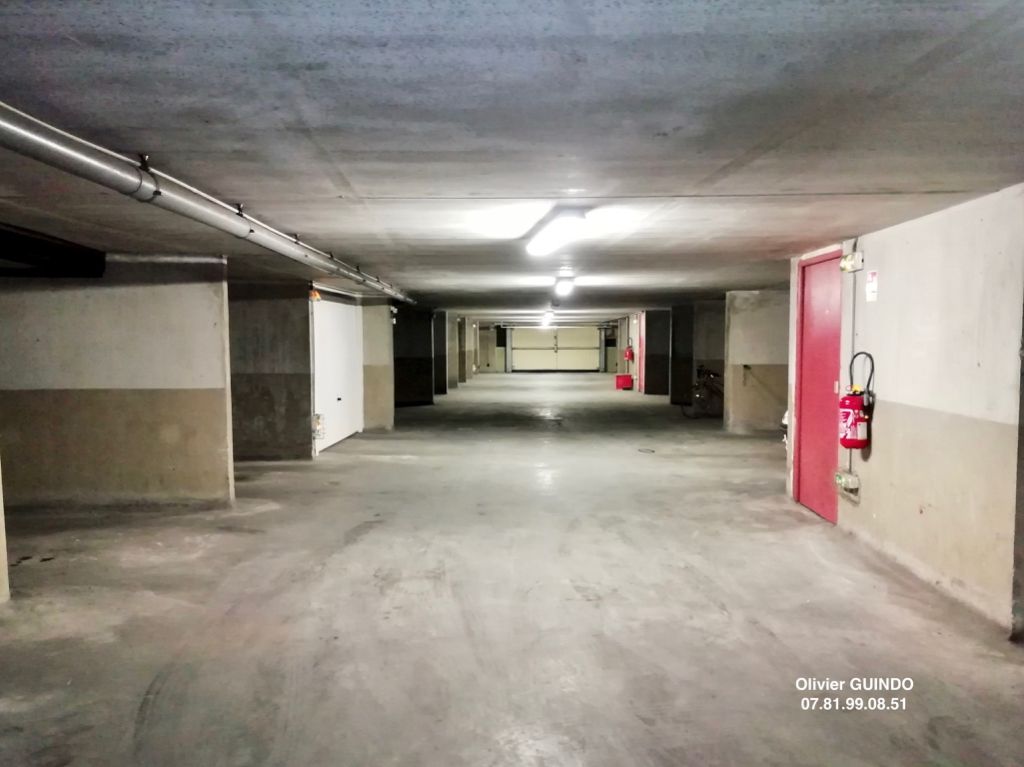 Lot de 7 Parkings en sous-sol Montpellier