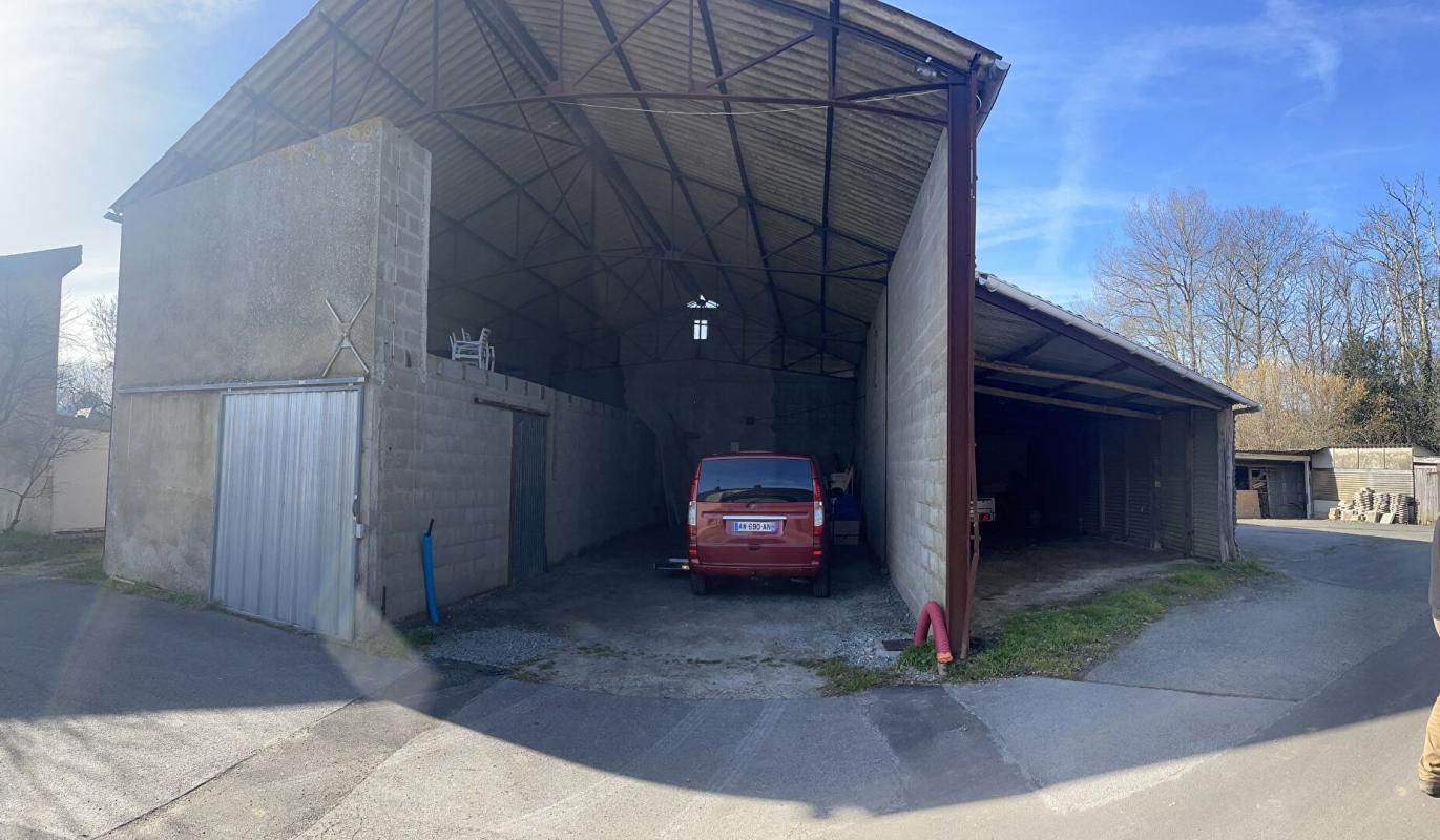 HANGAR SAUTRON