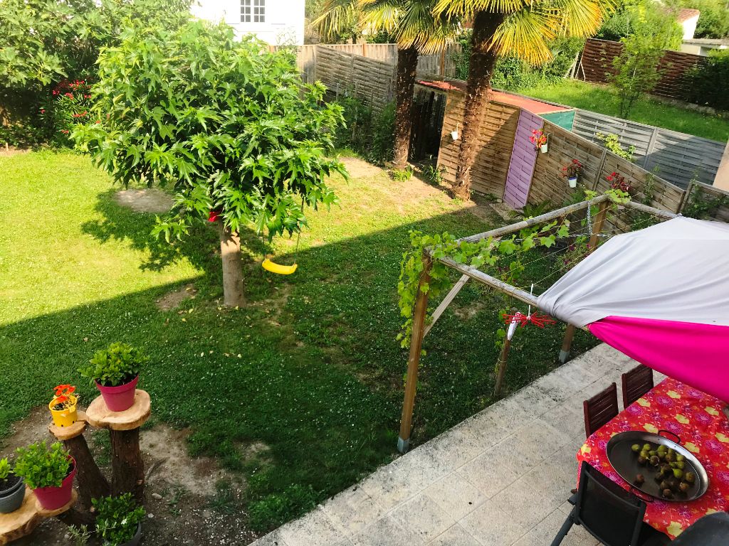 Maison 5 chambres et jardin 120 m²