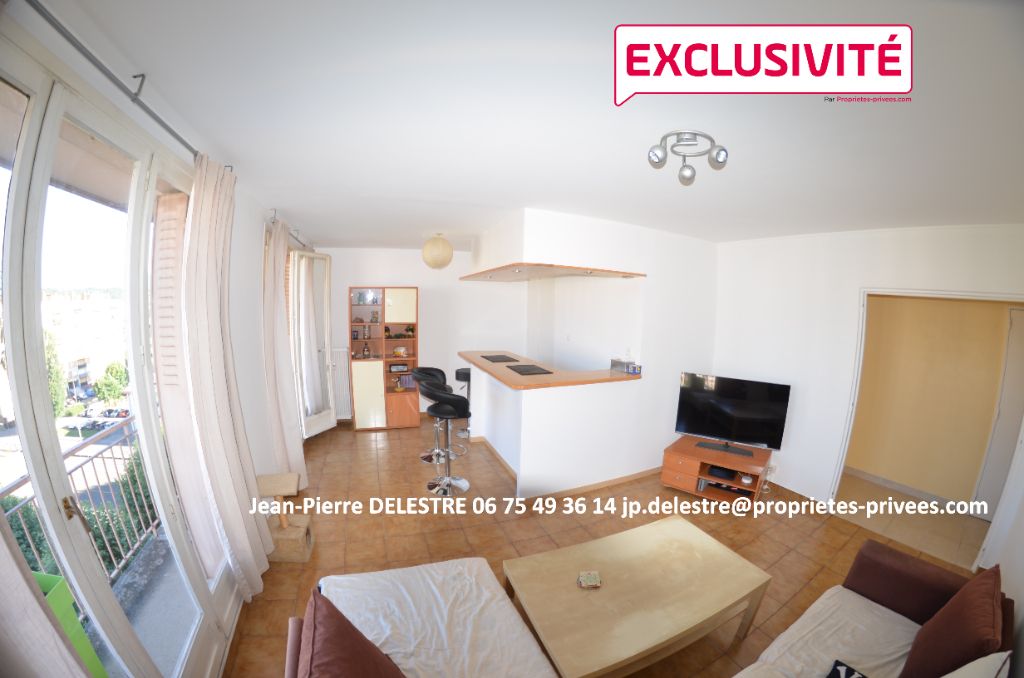 APPARTEMENT 3 PIÈCES  70 m² 8° ETAGE - CAVE et GARAGE INCLUS - ECHIROLLES Av Danielle CASANOVA