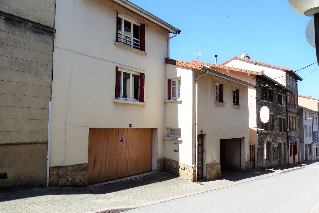 Maison Thizy Les Bourgs 4 pièce(s) .Logement, atelier, garages ou dépôts