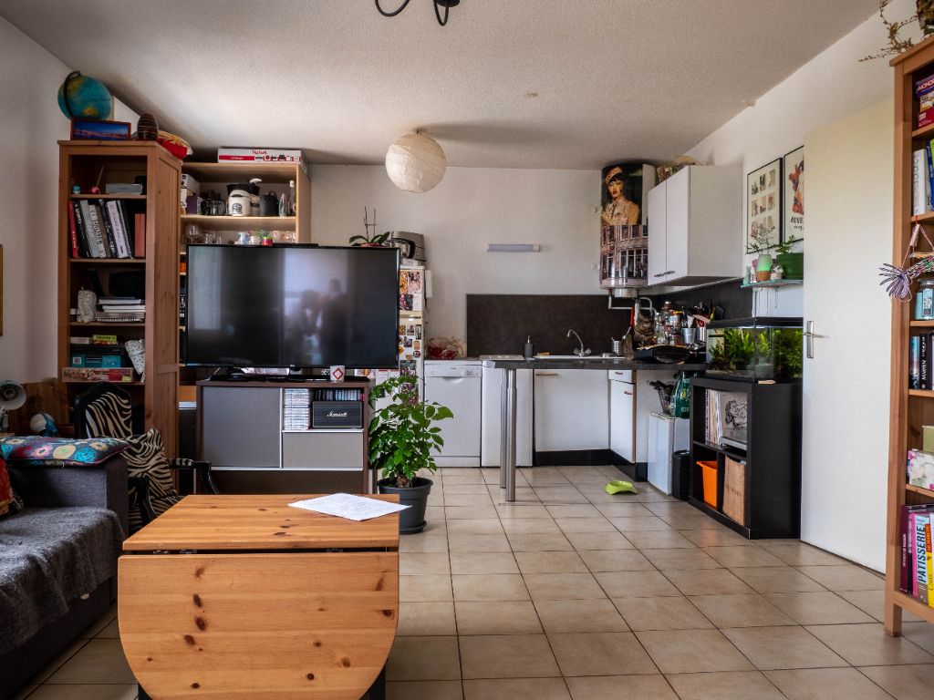 Appartement 2 pièces 46 m² à LYON 8ème (69008)