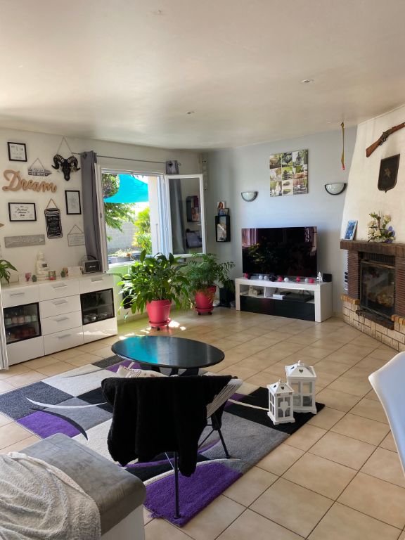 Maison en exclusivité à Sainte Gemme La Plaine 5 pièce(s) 106 m2