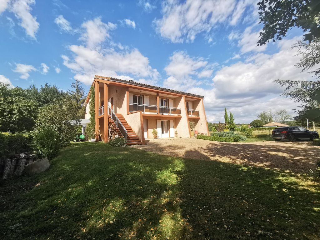 Maison Bassilac 6 pièce(s) 148 m2