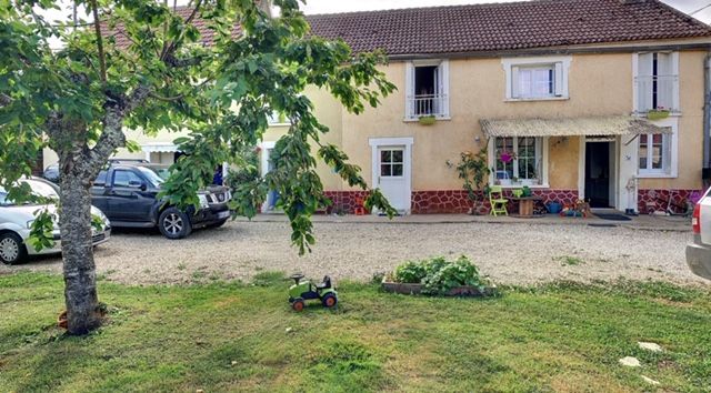 Maison Saint Cyr Les Colons 7 pièces 163 m2
