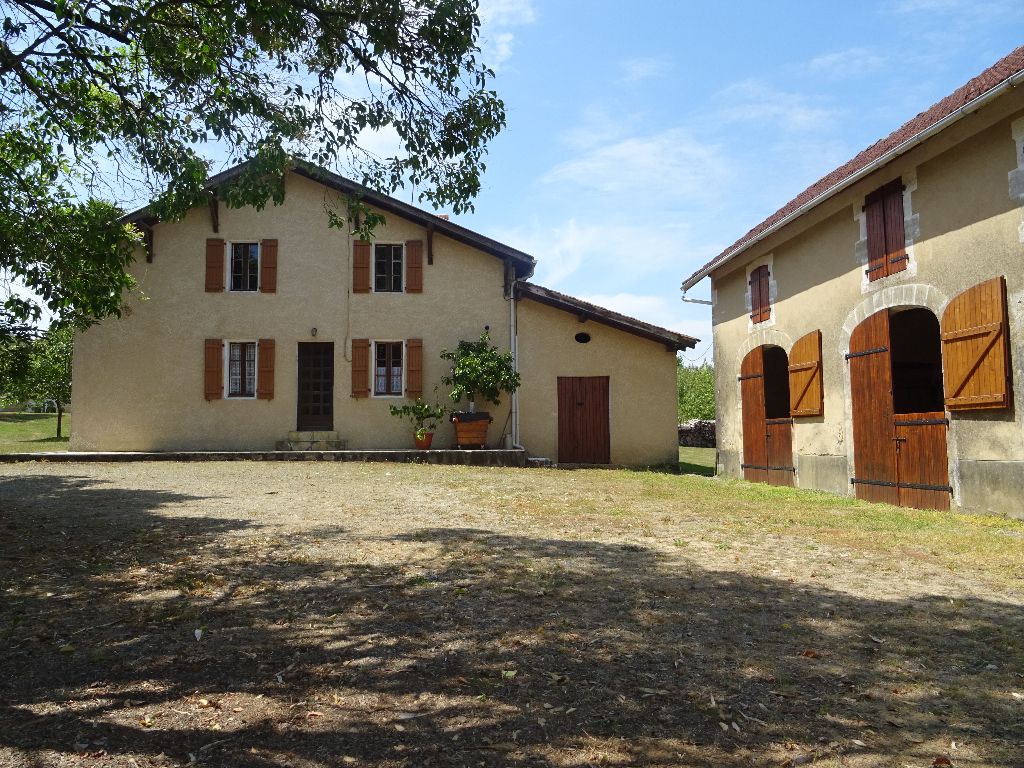 Landes 40250, LARBEY proche Mugron, maison 6 pièces 125 m2