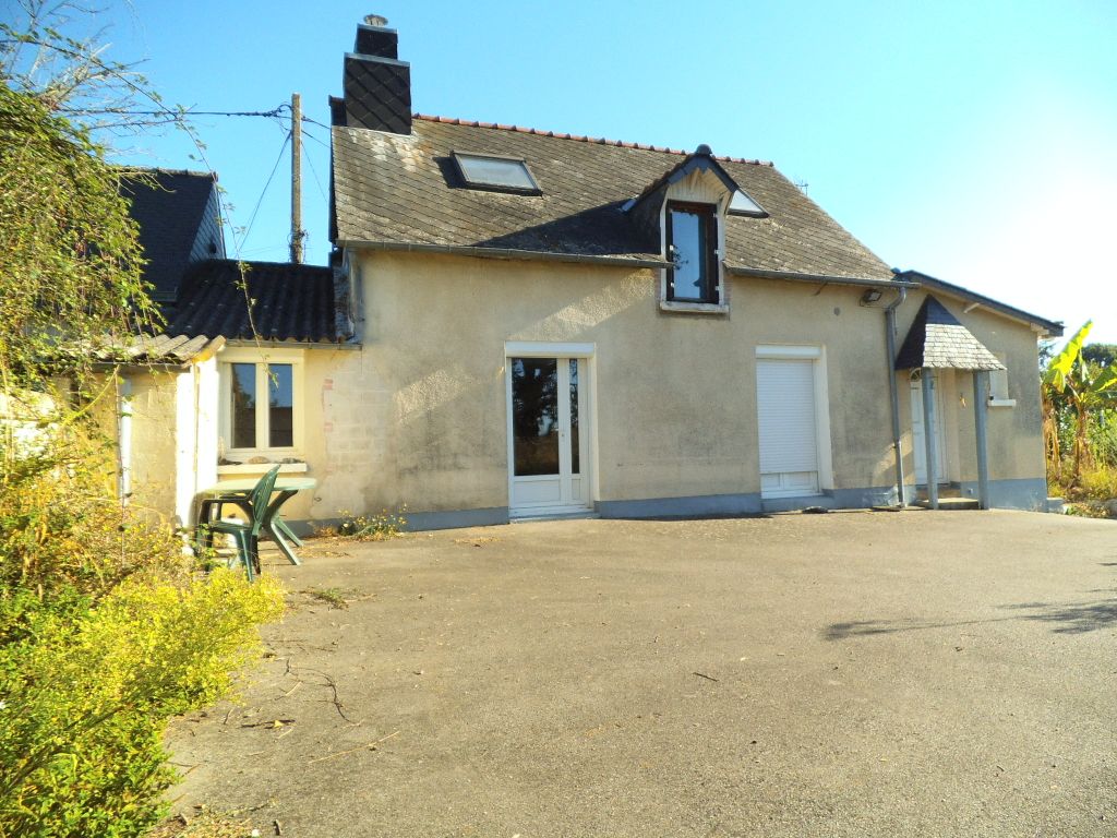 Maison de 4 pièces, 3 CH, sur terrain d'environ 560 m2 180 200 HAI