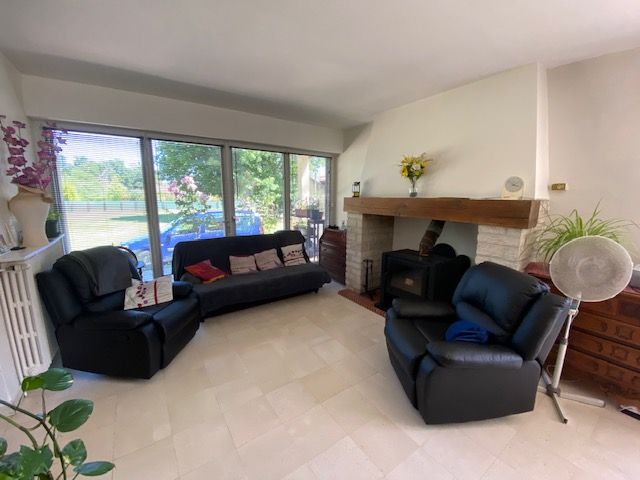 Maison Montpon Menesterol 4 pièce(s) 90m2, dont 3 chambres, piscine couverte chauffée