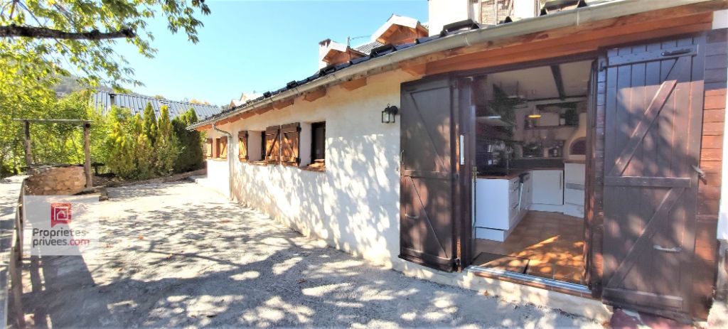 Maison de charme, à proximité de Roubion