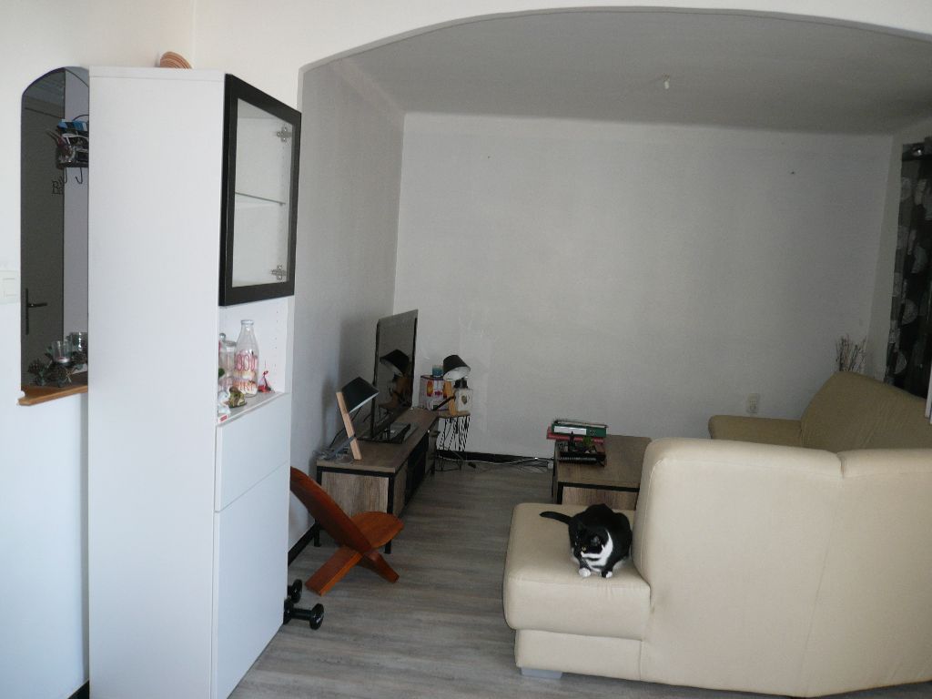 GARD. 30. NIMES. Appartement 3 pièces bis de 67 m2