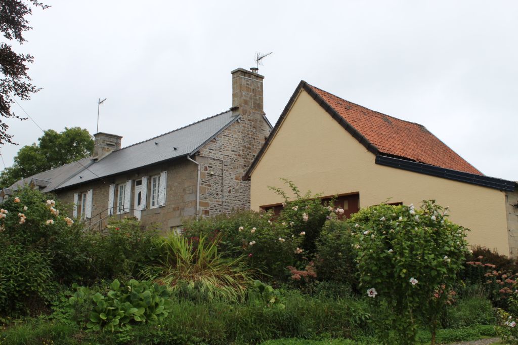 Maison Saint Sever Calvados 4 pièce(s) 70 m2 avec étang privée