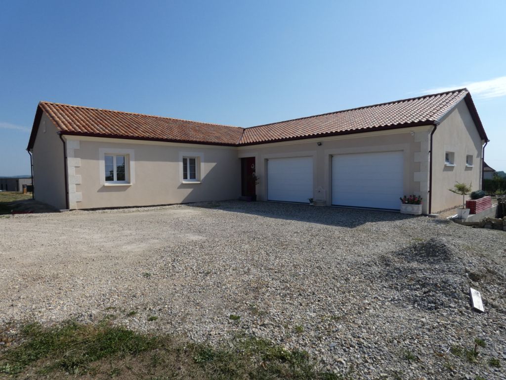 Maison plain pied 3 chambres de 2017 avec piscine