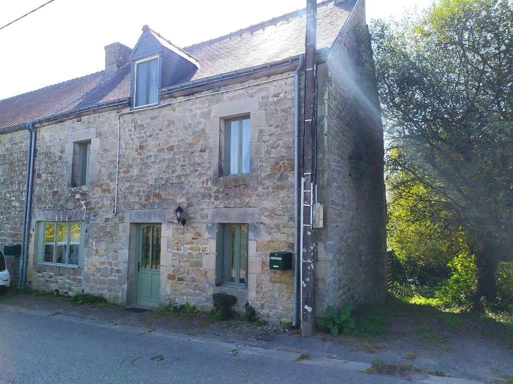 Maison Ploerdut 6 pièce(s) 126 m2 grands volumes, avec jardin au calme