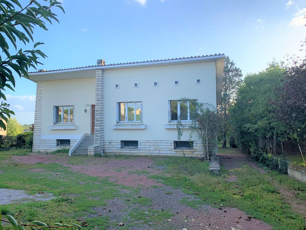 AIFFRES Maison 4 chambres