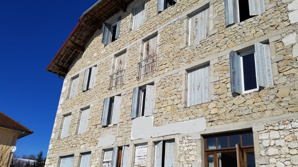 Maison Le Petit Abergement 20 pièce(s) 600 m2