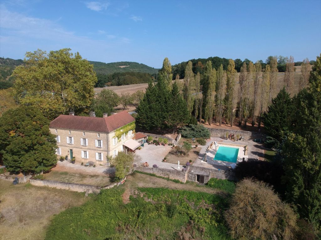 Maison de Maître, Carves 9 pièce(s) 230 m2