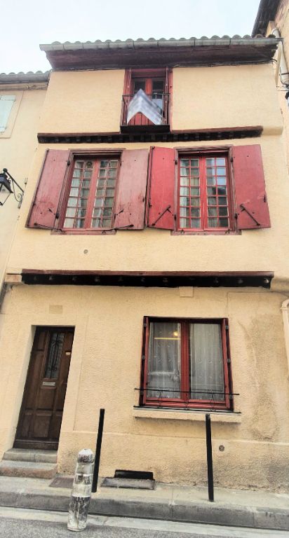 11300- Limoux - Maison de ville - 4 chambres - beau potentiel