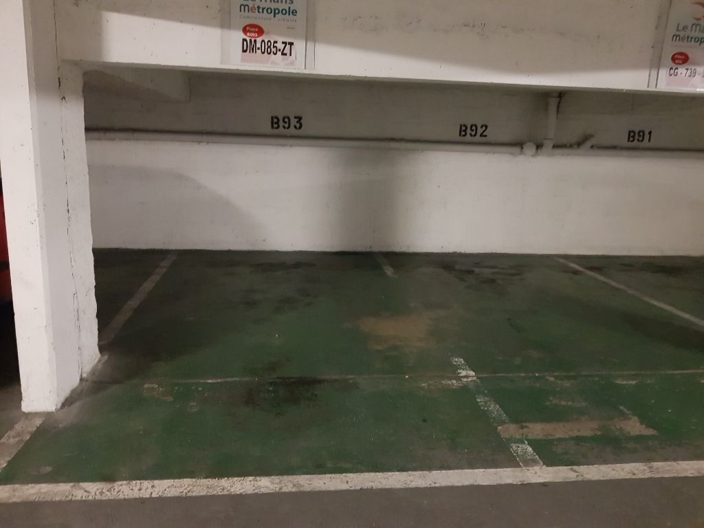 Parking / box Le Mans 10 m2