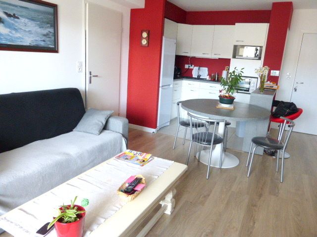 Appartement  récent Pornic centre 2 pièce(s) 46.72 m2 hab + parking privatif