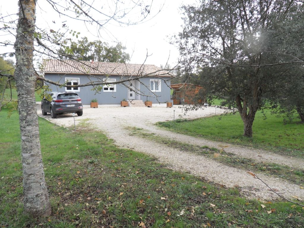 Proche Bergerac Maison 4 pièces 108 m2 sur parcelle 4780m²