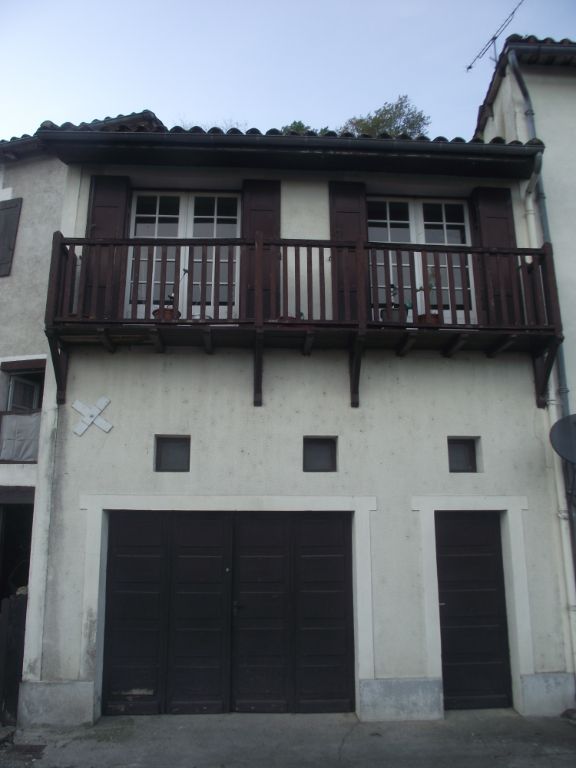 Maison Aubeterre Sur Dronne 4 pièce(s) 90 m2