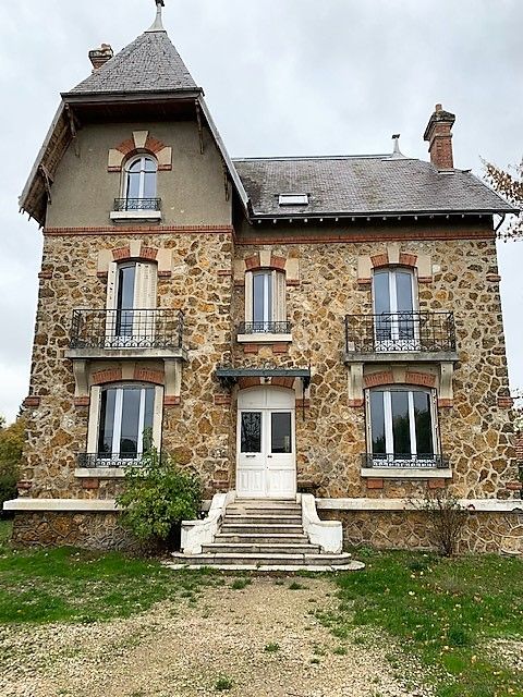 Maison 9 pièce(s) 231 m2