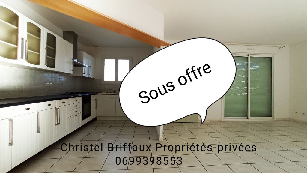 Villa 4 pièce(s) 80 m2 de plain pied - 3 chambres - terrain 300 m² - 2 07 000