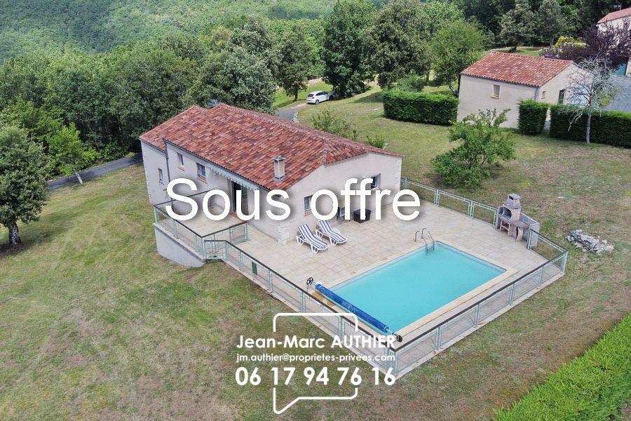 Maison belle vue avec piscine 3 chambres sur 2687 m2