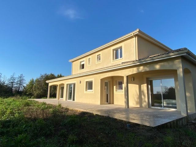 Maison 11 pièce(s) 229 m2