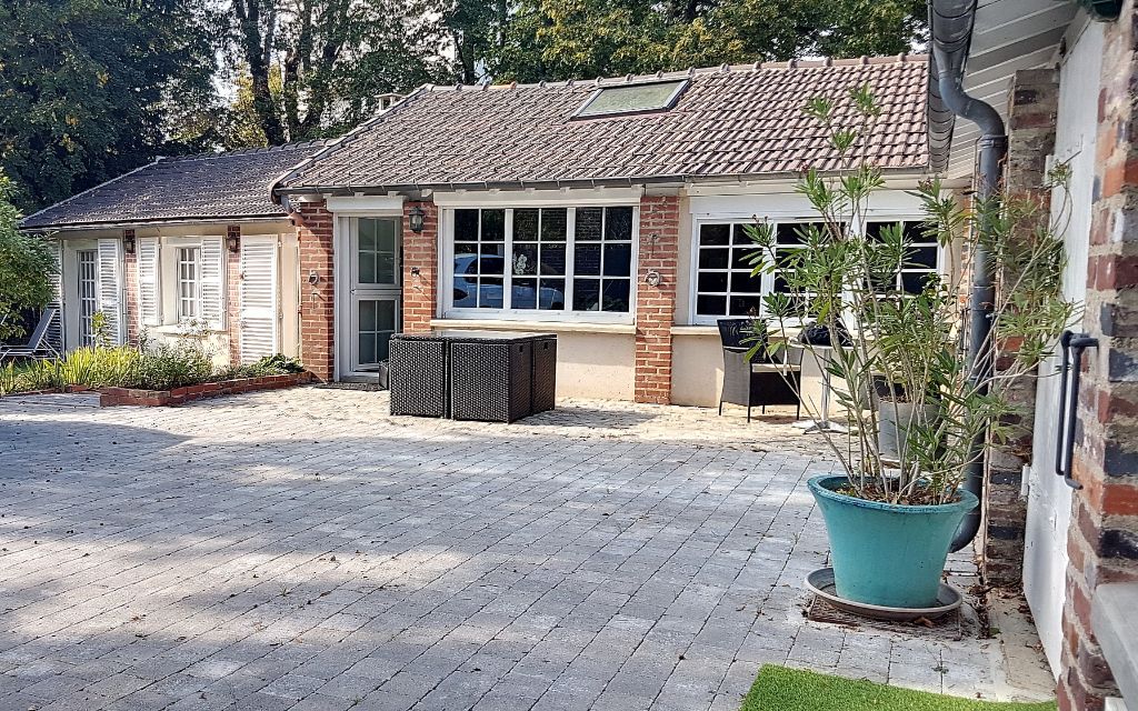 Maison  plain pied -4 pièces-109 m² avec garage (19,28 m²)