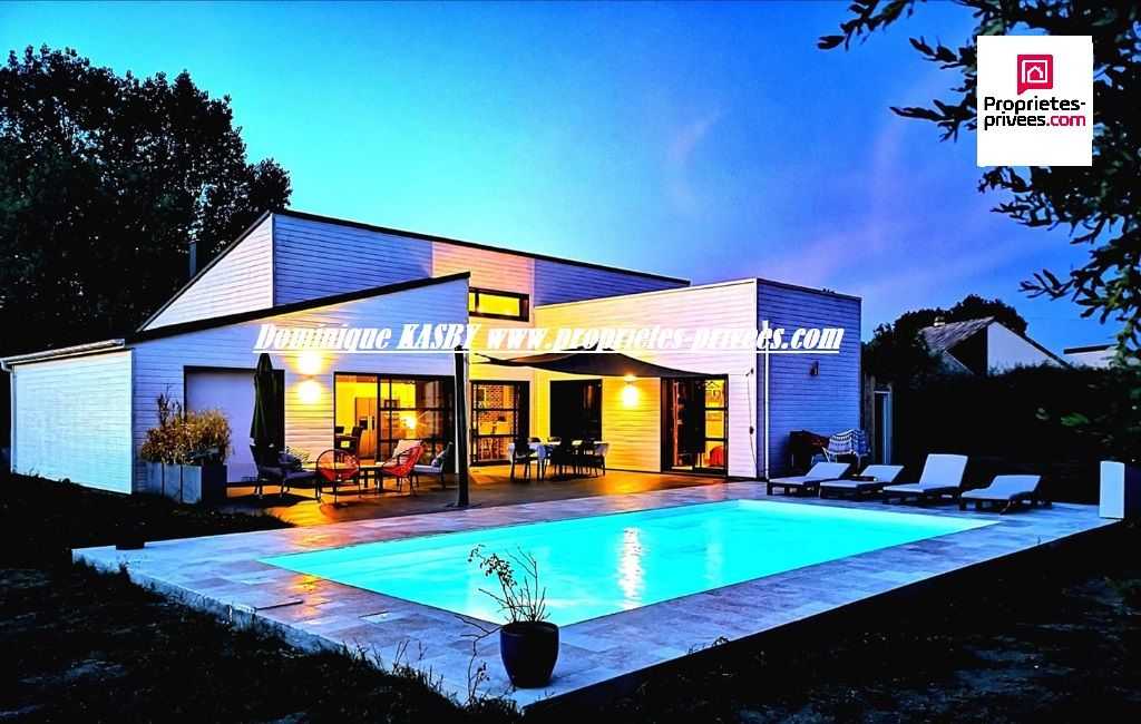 Maison moderne avec piscine chauffée 4 chambres ST GERVAIS EN BELIN