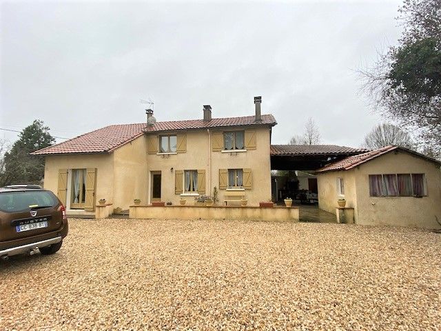 Maison Montpon Menesterol 5 pièce(s) 150 m2