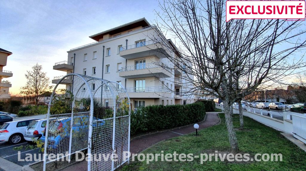 45800 SAINT JEAN DE BRAYE - Appartement 2 pièces 49 m2 avec balcon et parking