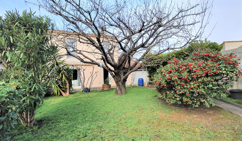 11000 CARCASSSONNE - Maison 3 chambres - très bon état