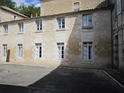 appartement duplex dans immeuble de caractère