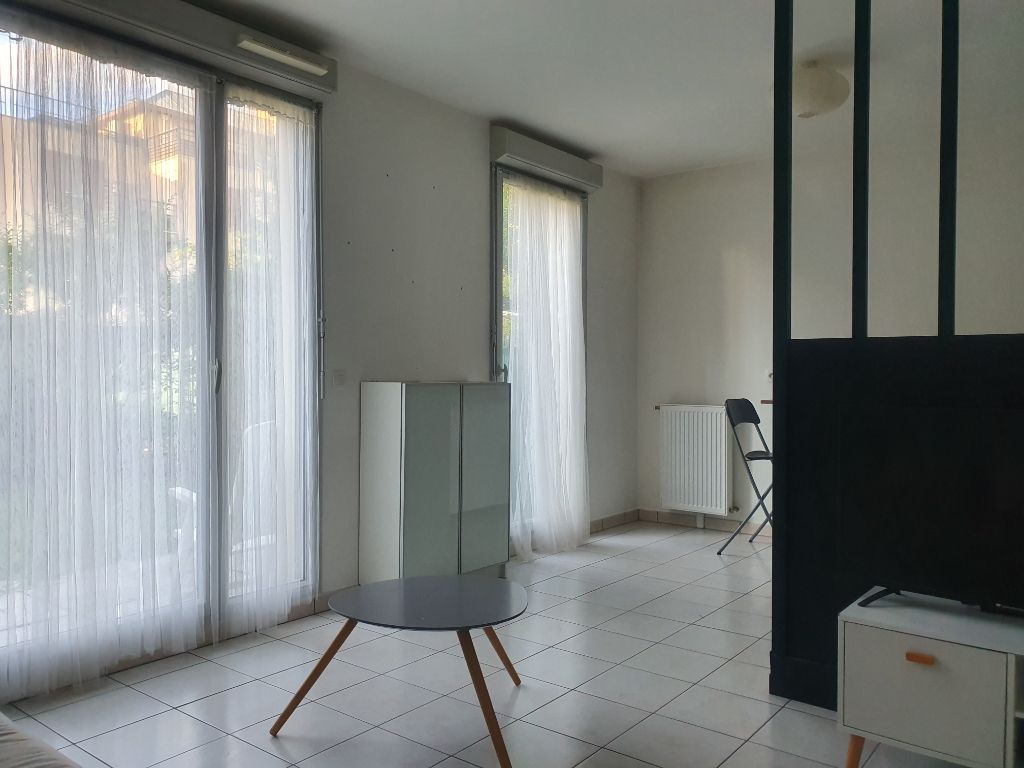 Appartement Saintry Sur Seine 1 pièce(s) 27 m2