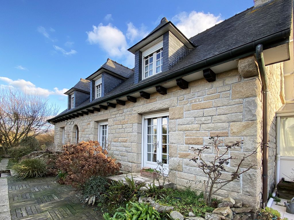 Maison 10 pièces 184 m2