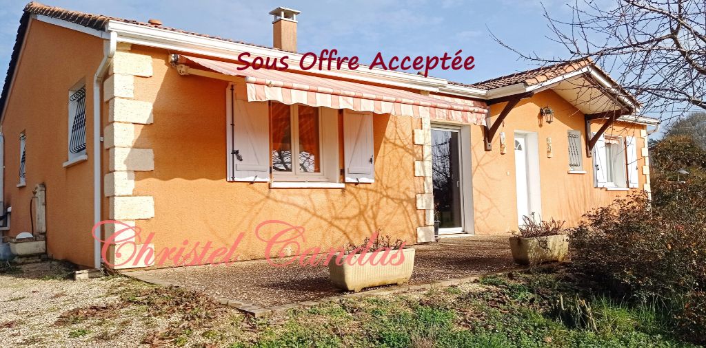24210 - Maison de plain pied 5 pièces : prix de vente 180 000 honoraires charge vendeur