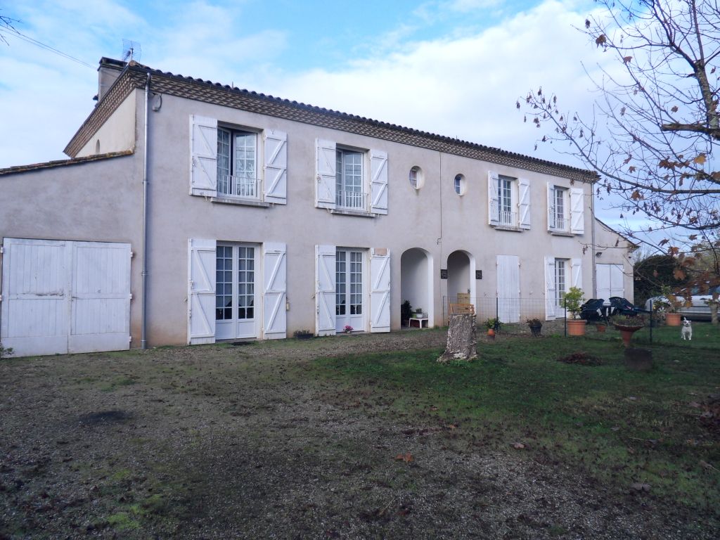 24230 deux maisons de 90 m² chacune Saint Antoine De Breuilh jardin