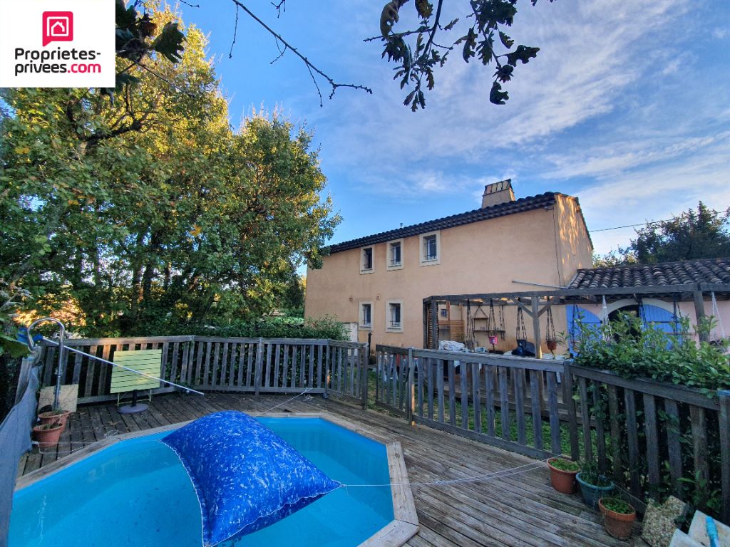 APPARTEMENT HAUT DE VILLA 5 PIECES 3 CHAMBRES 85 m2  JARDIN ET PISCINE